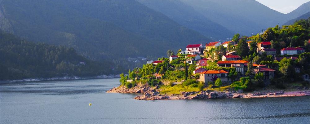 A foot into the river